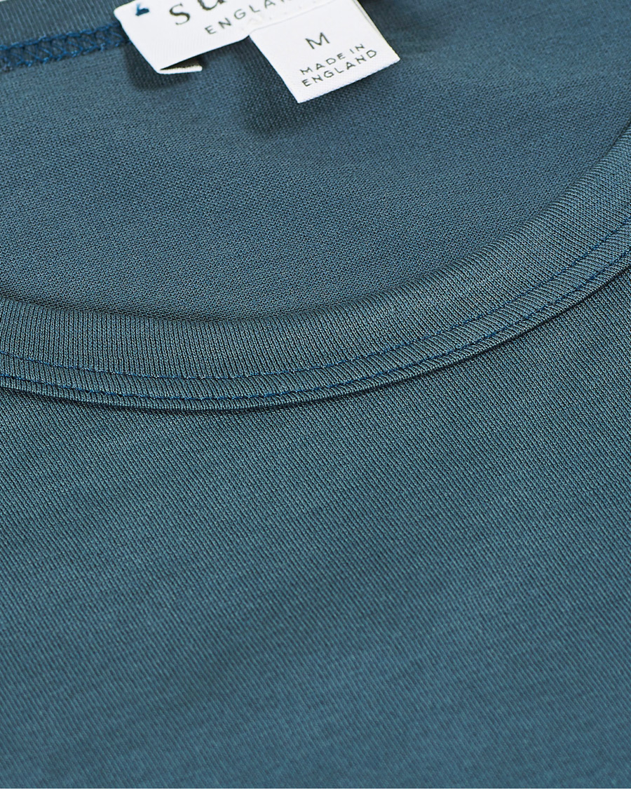 Herre | T-Shirts | Sunspel | Crew Neck Cotton Tee Dark Petrol