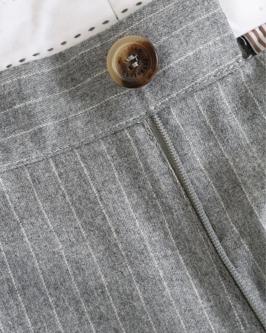 Herre | Bukser | Brunello Cucinelli | Slim Fit Pin Stripe Pleated Flannel Trousers Light Grey