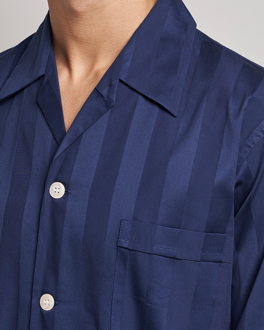 Herre | Pyjamaser og badekåper | Derek Rose | Striped Cotton Satin Pyjama Set Navy