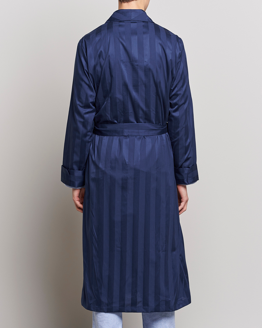 Herre | Derek Rose Striped Cotton Satin Dressing Gown Navy/Navy | Derek Rose | Striped Cotton Satin Dressing Gown Navy/Navy
