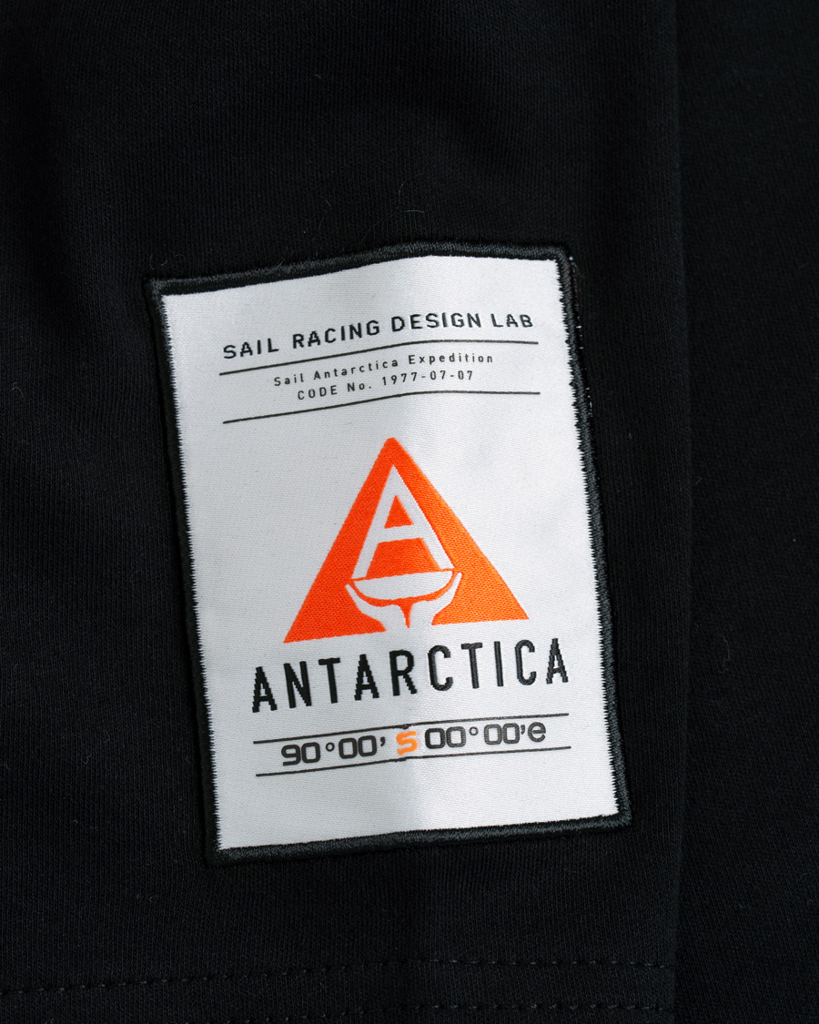 Herre | T-Shirts | Sail Racing | Antarctica Crew Neck Tee Carbon
