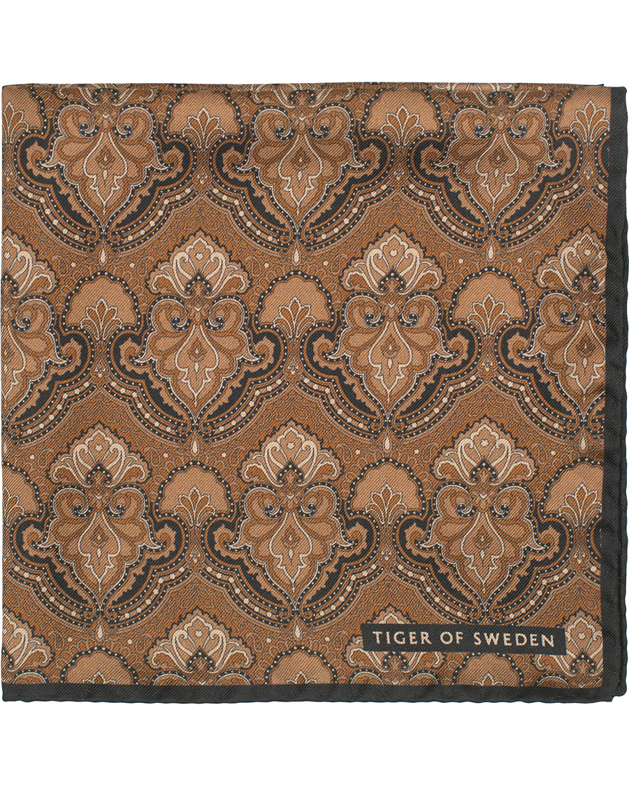 Herre | Tiger of Sweden Pais Printed Silk Pocket Square Brown | Tiger of Sweden | Pais Printed Silk Pocket Square Brown