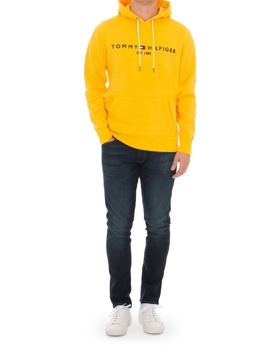 Gul tommy hilfiger hoodie online