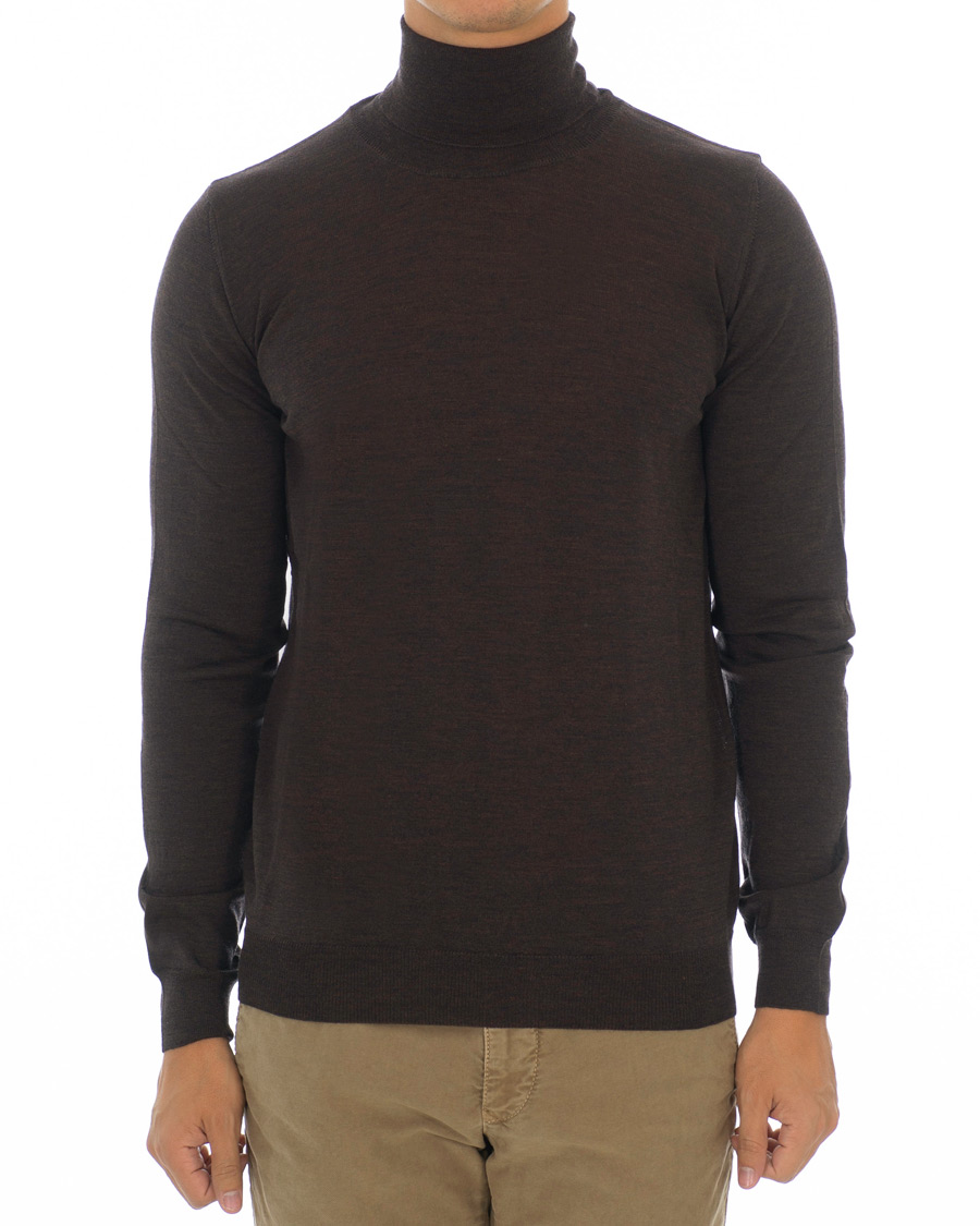 Herre | Gensere | Oscar Jacobson | Cole Extra Fine Merino Rollneck Brown