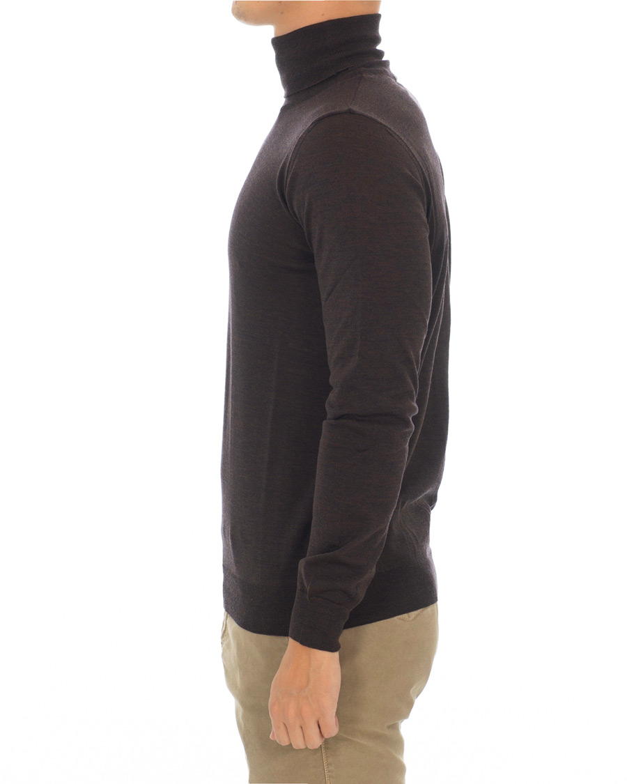 Herre | Gensere | Oscar Jacobson | Cole Extra Fine Merino Rollneck Brown