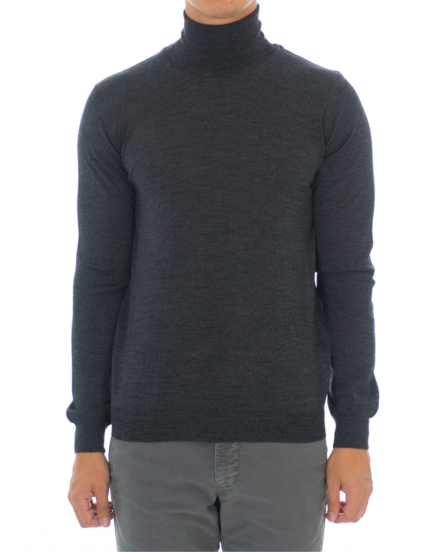 Herre | Gensere | Oscar Jacobson | Cole Extra Fine Merino Rollneck Dark Grey