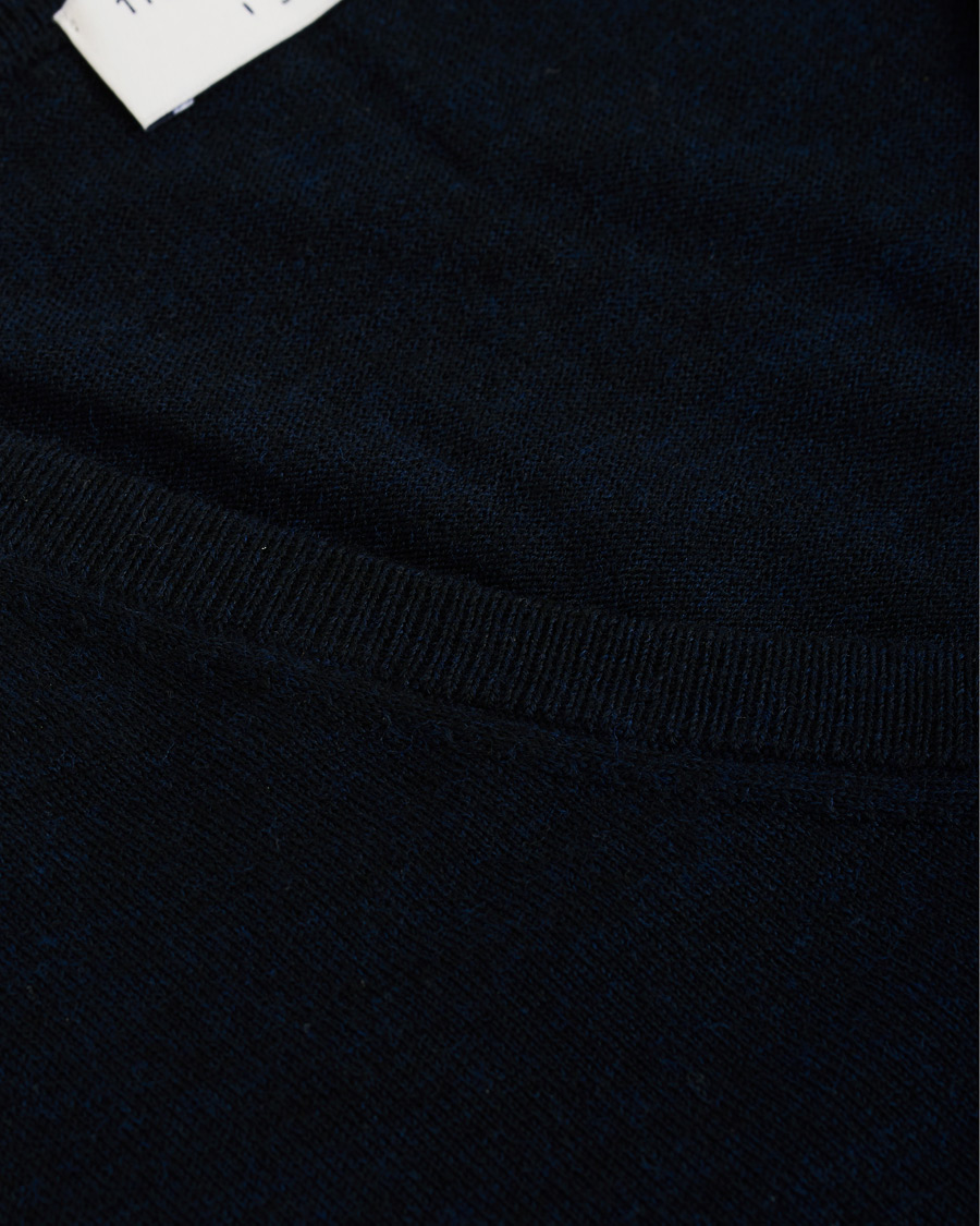 Herre | Gensere | Tiger of Sweden | Rael V-Neck Pullover Navy