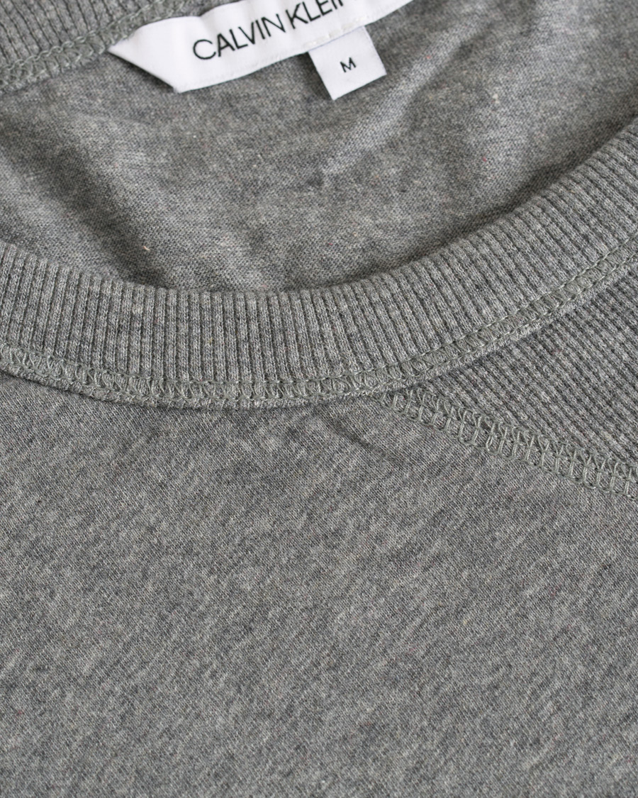 Herre | T-Shirts | Calvin Klein Jeans | Monogram Sleeve Badge Tee Mid Grey Heather