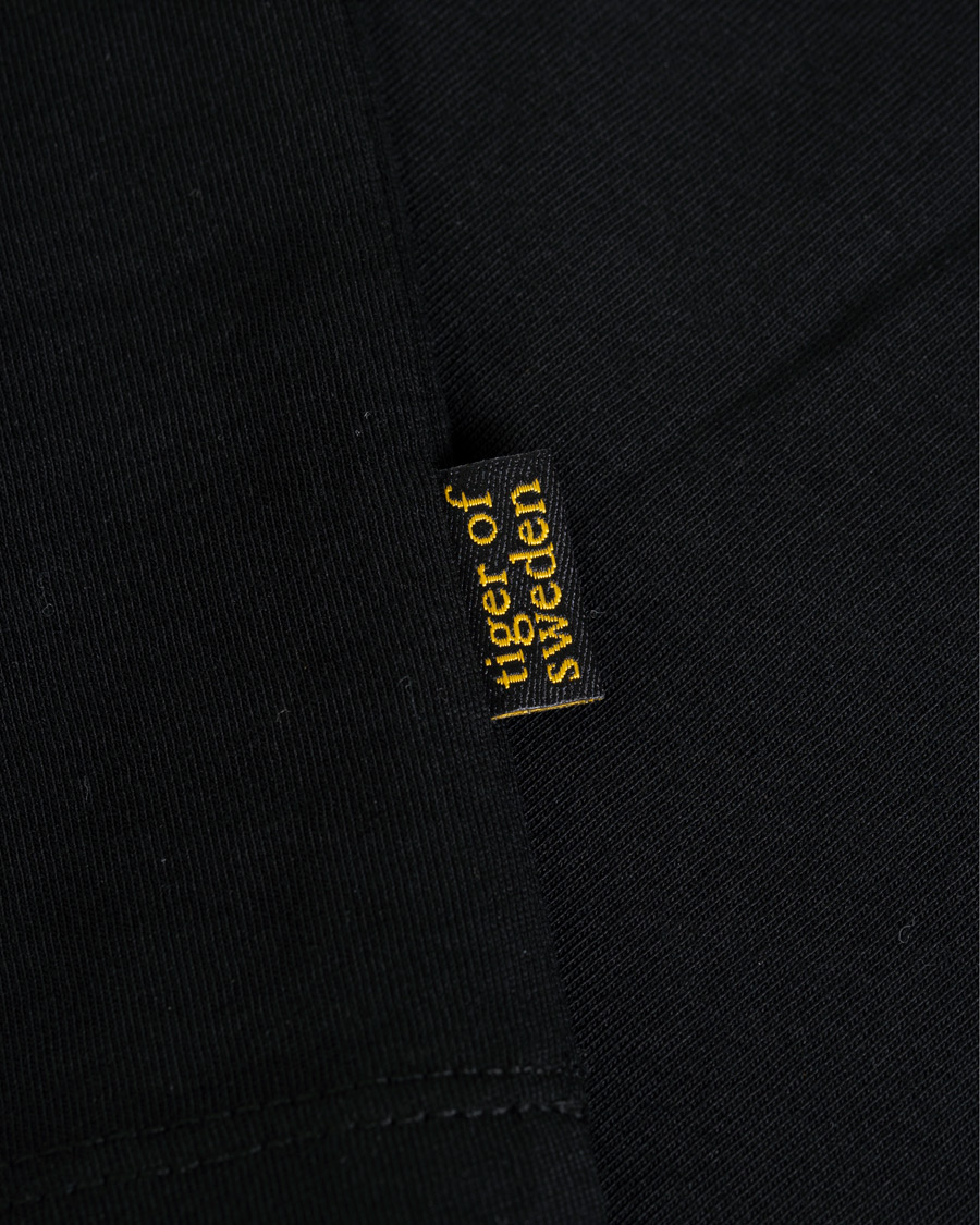 Herre | T-Shirts | Tiger of Sweden Jeans | Fleek Printed Crew Neck Tee Black