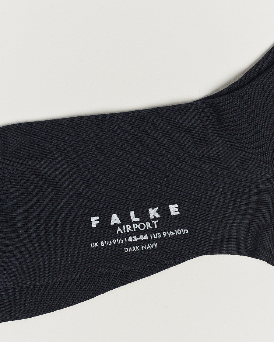 Herre | Basics | Falke | Airport Knee Socks Dark Navy