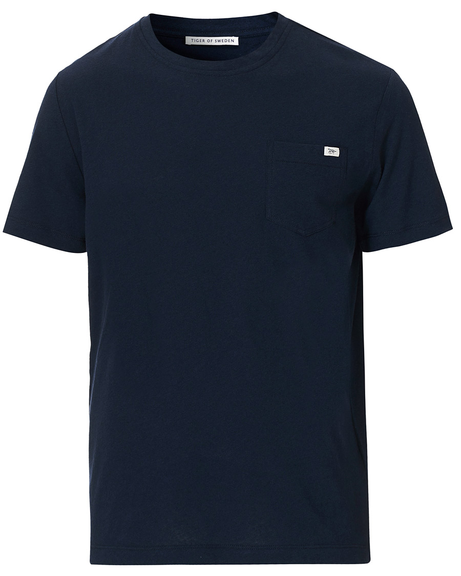 Herre | T-Shirts | Tiger of Sweden | Didelot Linen Pocket Crew Neck Tee Navy