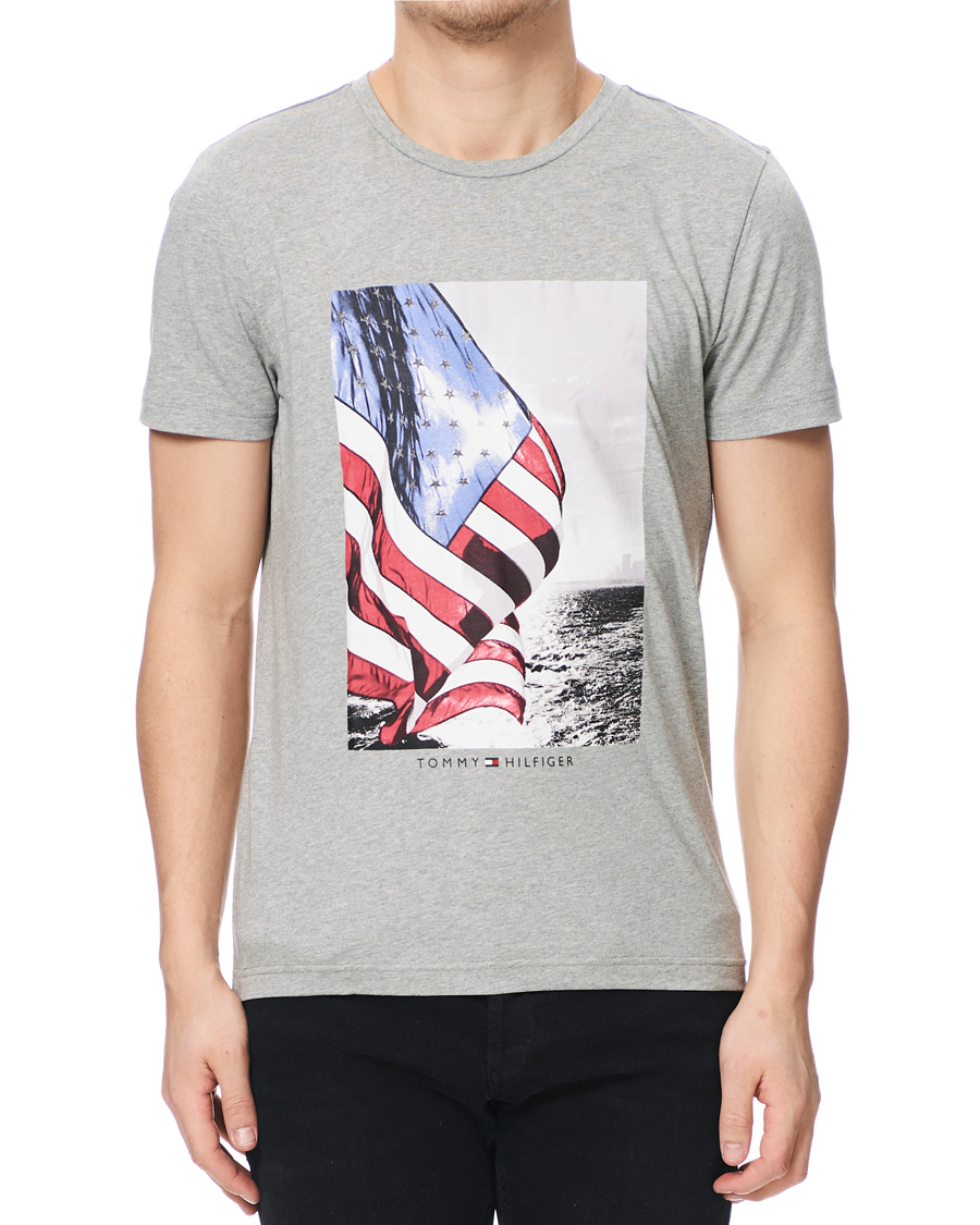 Herre | T-Shirts | Tommy Hilfiger | Flag Photo Print Crew Neck Tee Medium Grey Heather XL