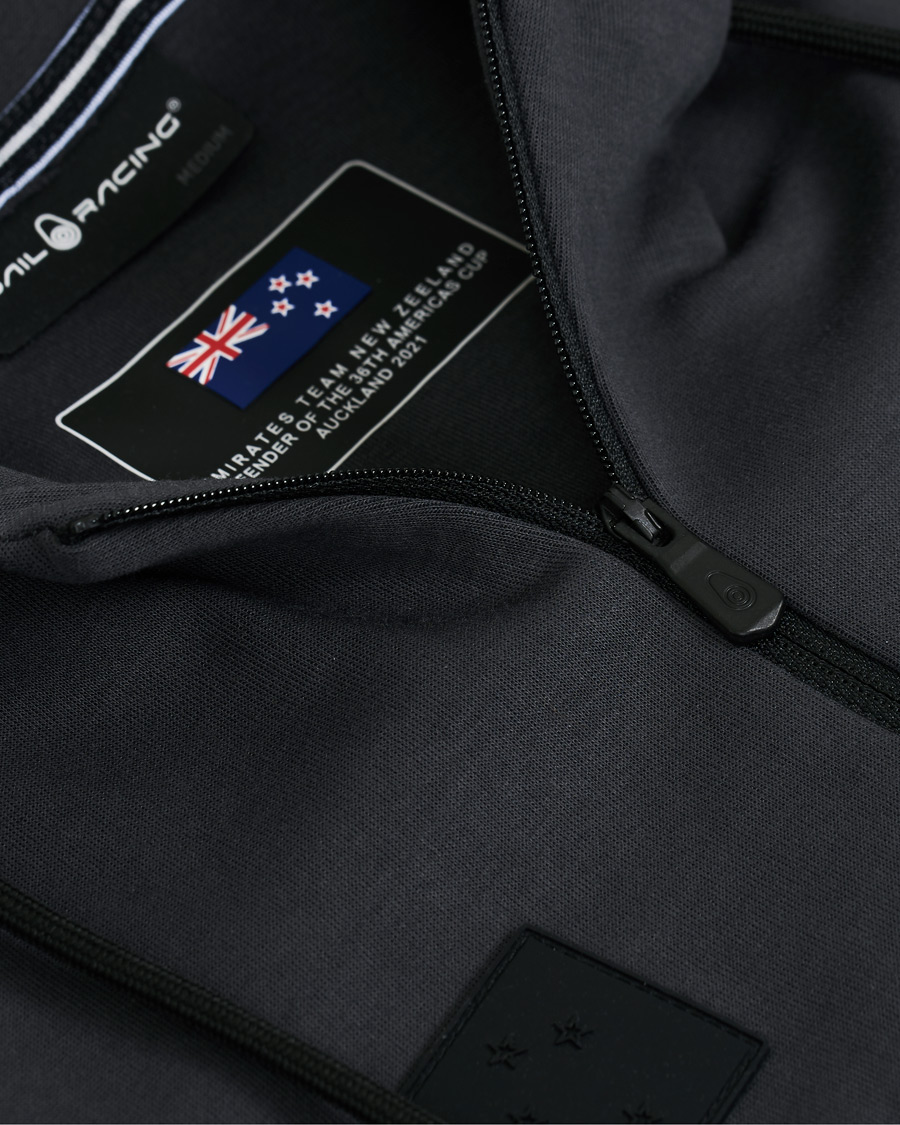Herre | Gensere | Sail Racing | Defender Tech Zip Hoodie Phantom Grey