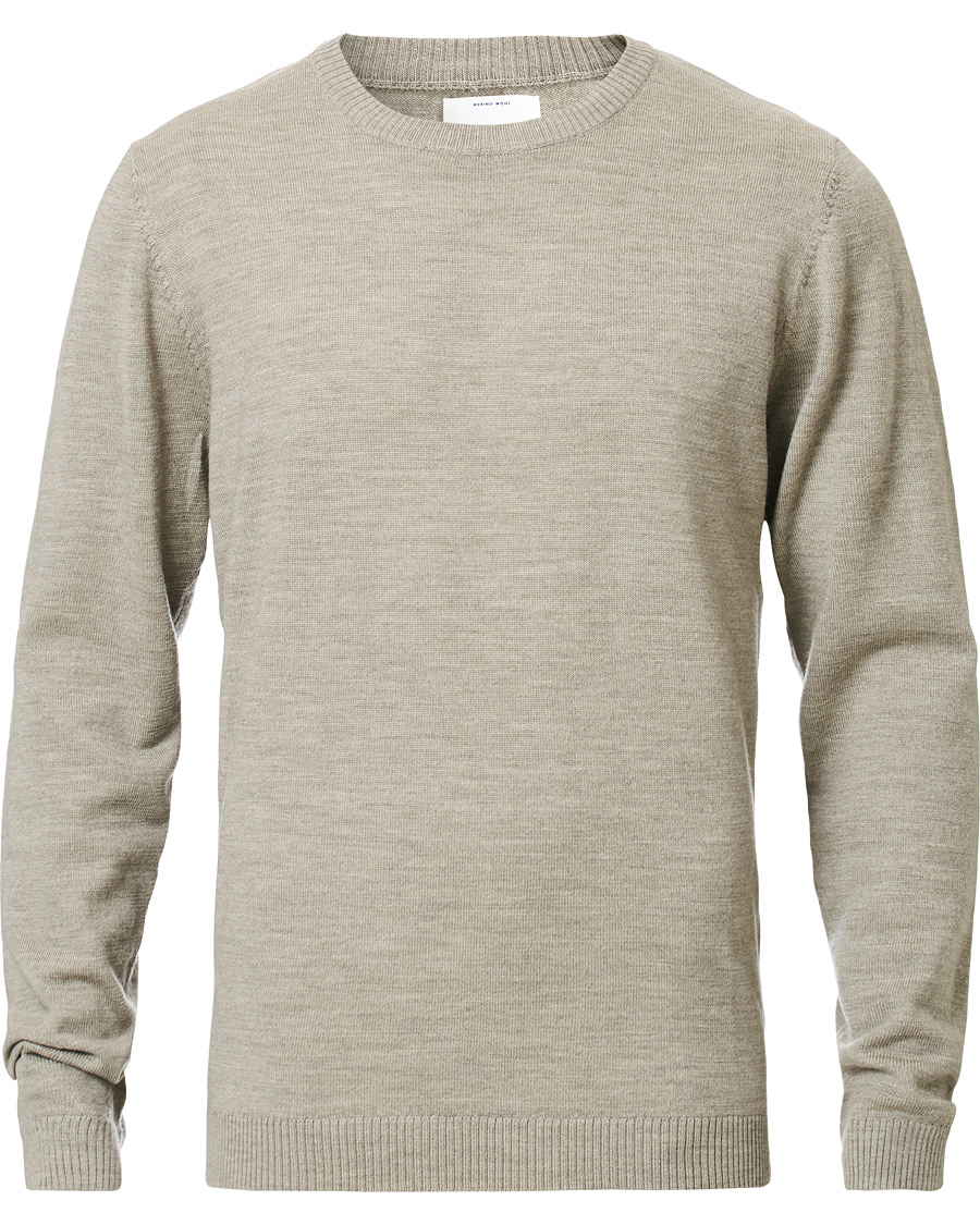 Herre | Gensere | A Day's March | Classic Merino Crew Neck Sand