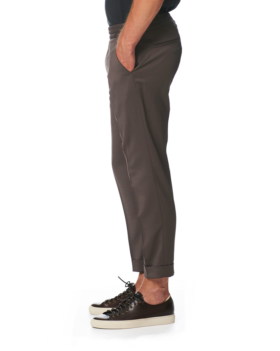 Herre | Bukser | Filippa K | Terry Gabardine Cropt Turn Up Trousers Taupe