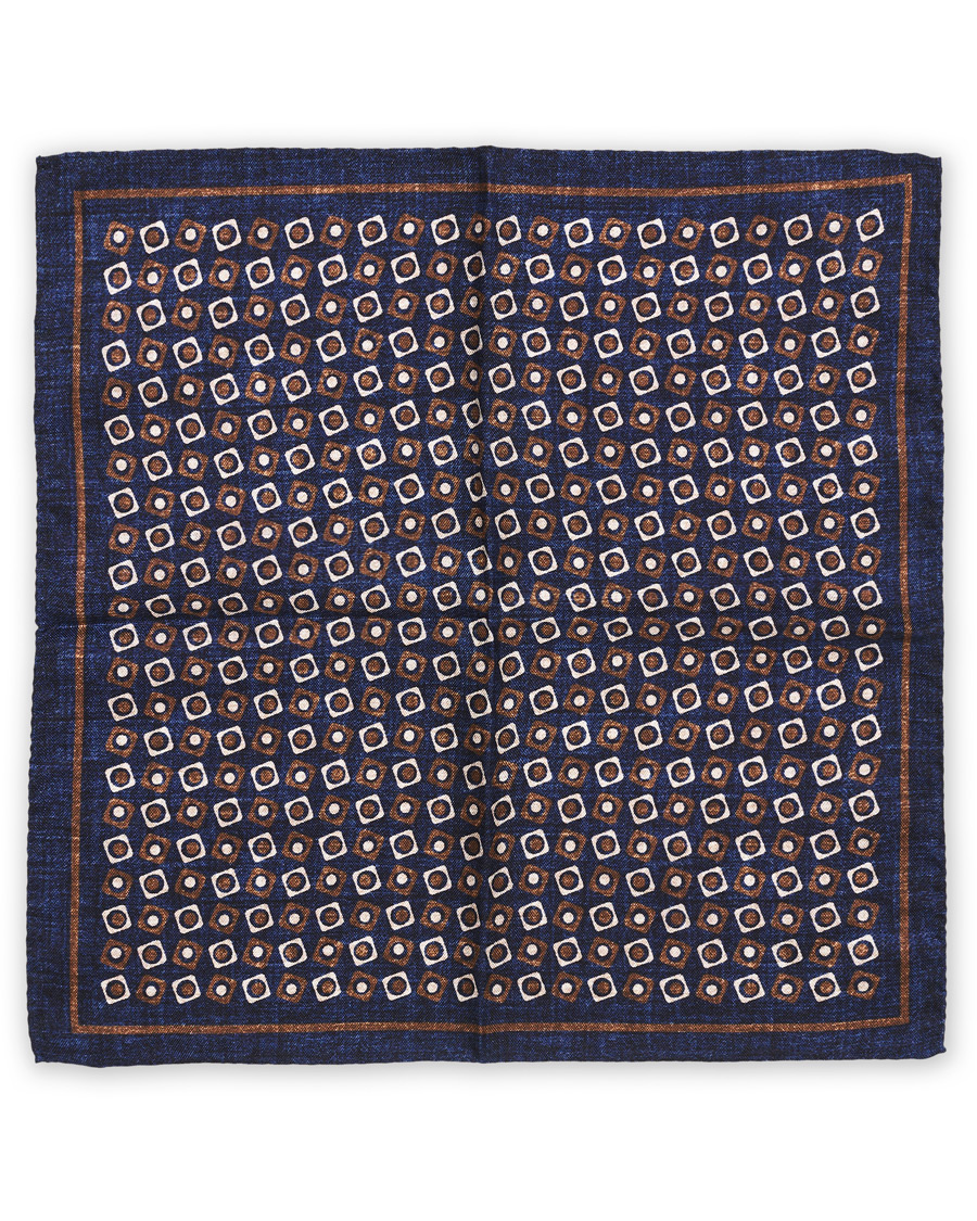 Herre | Amanda Christensen Silk Oxford Printed Pocket Square Navy | Amanda Christensen | Silk Oxford Printed Pocket Square Navy