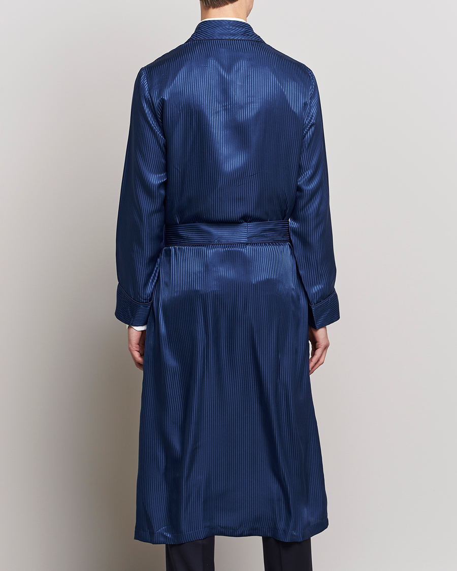 Herre | Derek Rose Pure Silk Striped Dressing Gown Navy | Derek Rose | Pure Silk Striped Dressing Gown Navy