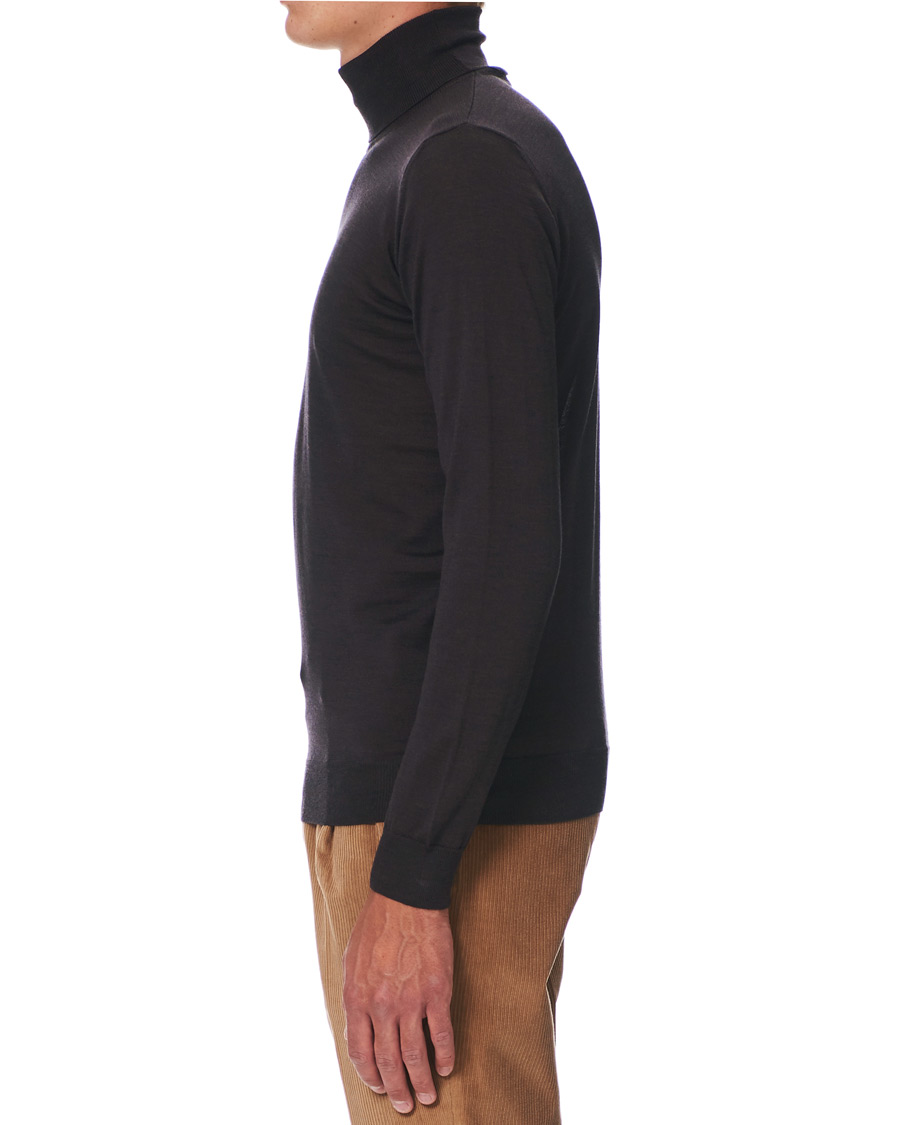 Herre | Gensere | Oscar Jacobson | Cole Extra Fine Merino Rollneck Brown