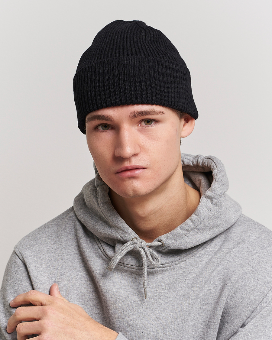 Herre | Luer | Colorful Standard | Merino Wool Beanie Deep Black