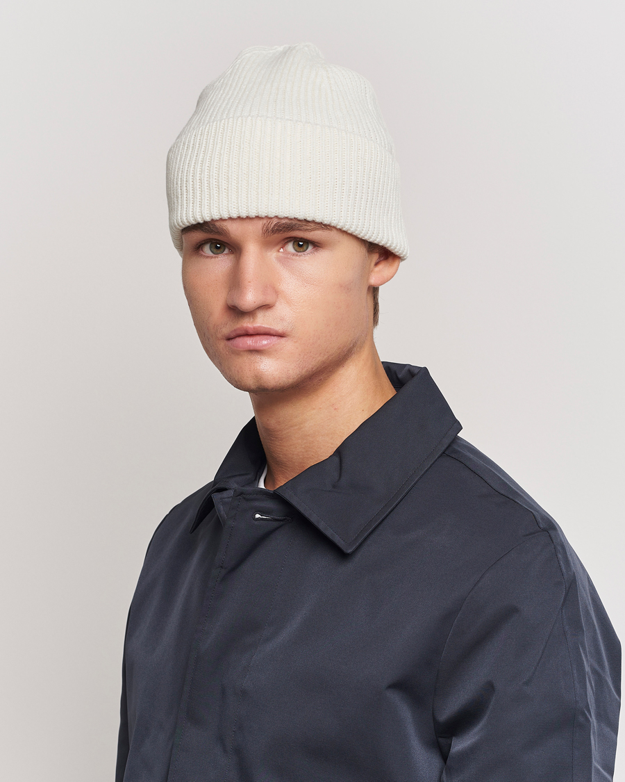 Herre | Assesoarer | Colorful Standard | Merino Wool Beanie Optical White