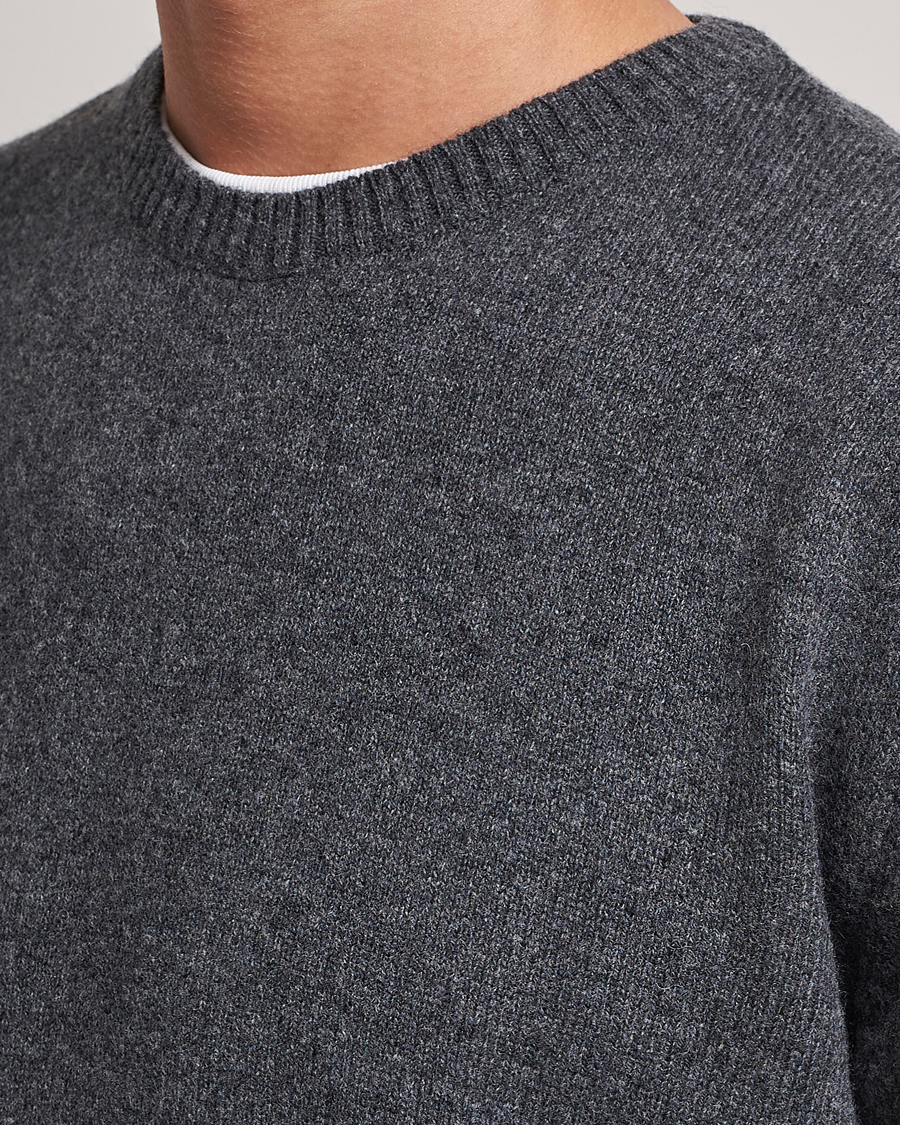 Herre | Gensere | Colorful Standard | Classic Merino Wool Crew Neck Lava Grey