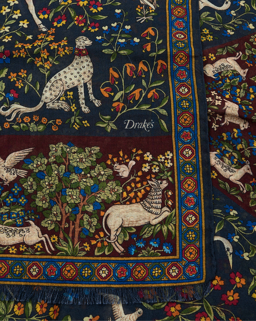 Herre | Drake's Wool/Silk Printed Mythical Forest Scarf Navy | Drake's | Wool/Silk Printed Mythical Forest Scarf Navy