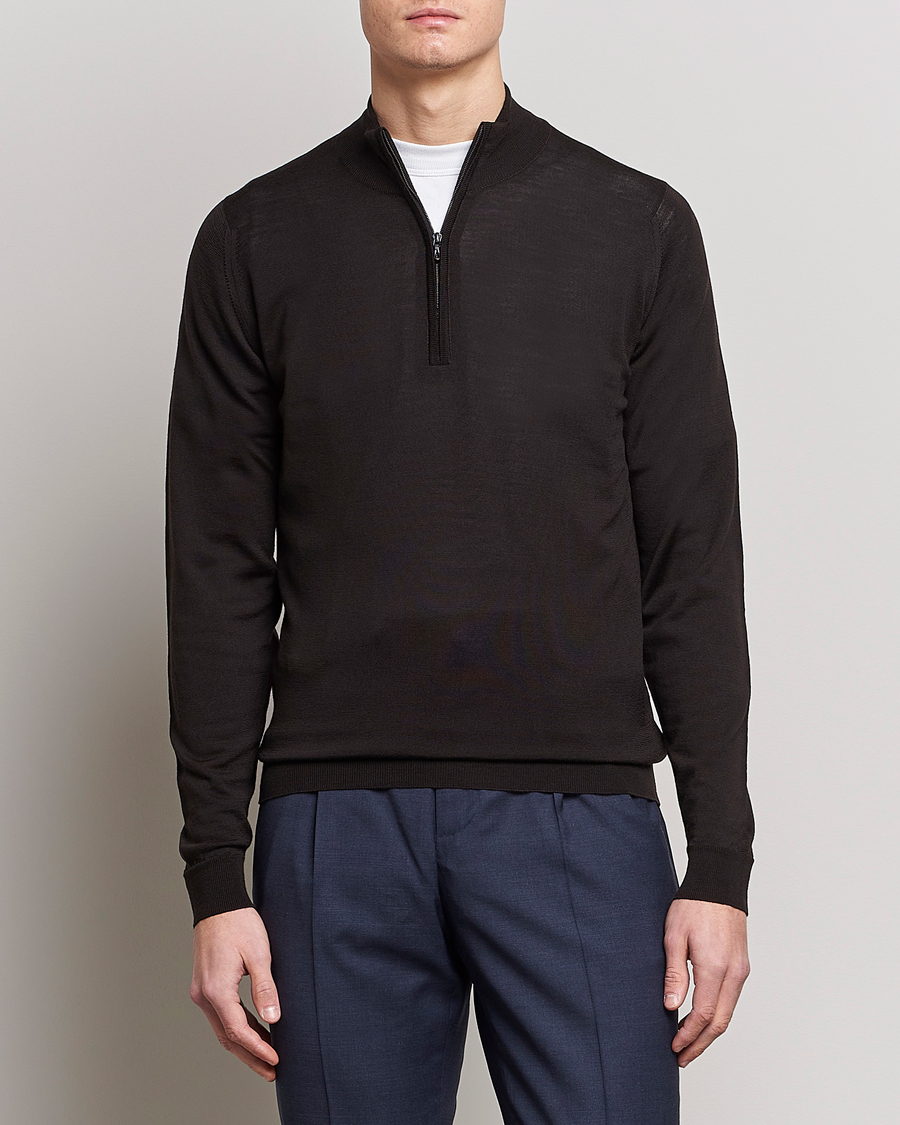 Herre | Gensere | John Smedley | Barrow Extra Fine Merino Half Zip Dark Cocoa