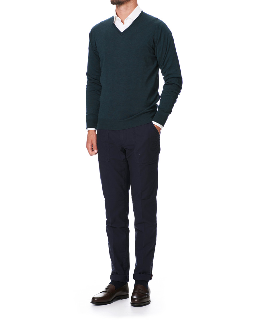 Herre | Gensere | John Smedley | Bobby Extra Fine Merino V-Neck Pullover Racing Green