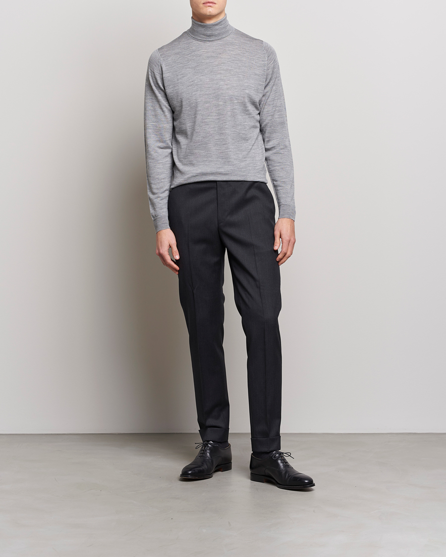 Herre | Gensere | John Smedley | Cherwell Extra Fine Merino Rollneck Silver