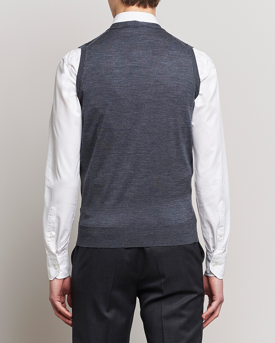 Herre | Gensere | John Smedley | Huntswood Slim Fit Waistcoat Charcoal