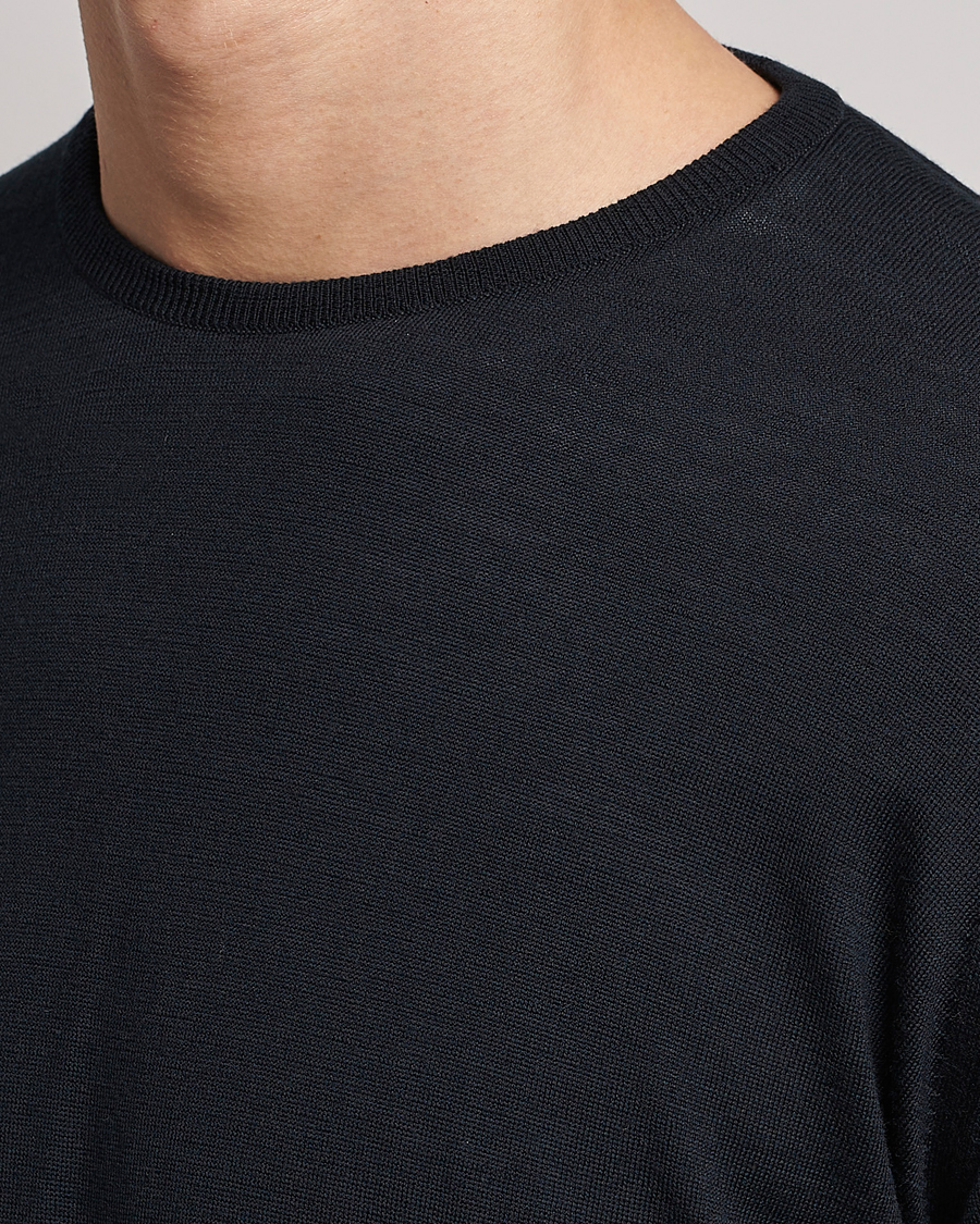 Herre | Gensere | John Smedley | Lundy Extra Fine Merino Crew Neck Black