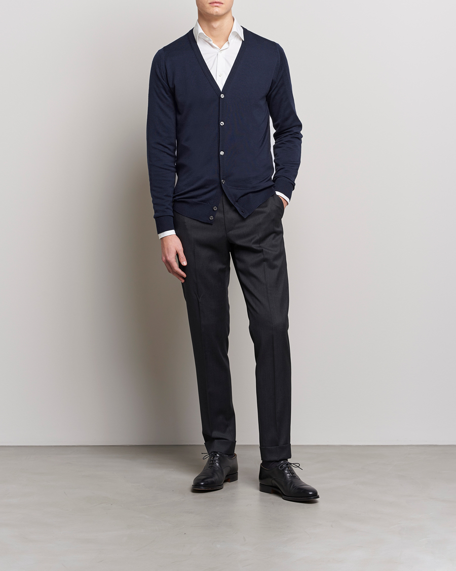 Herre | Gensere | John Smedley | Petworth Extra Fine Merino Cardigan Midnight