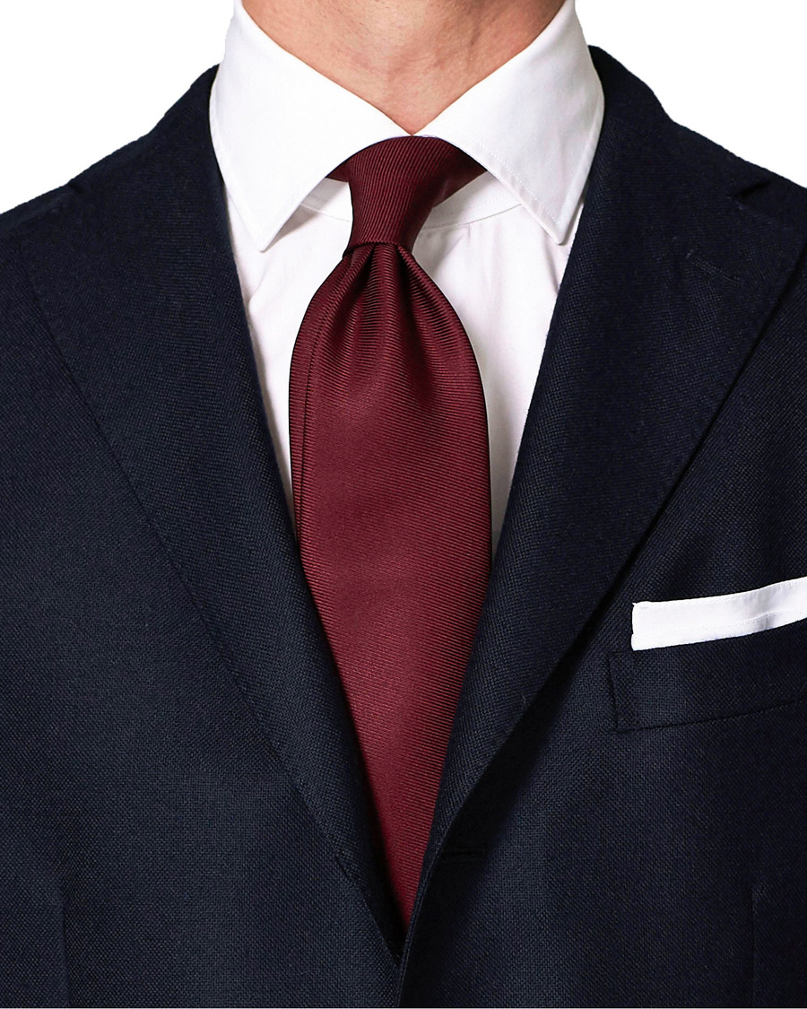 Herre | Drake's Handrolled Woven Silk 8 cm Tie Burgundy | Drake's | Handrolled Woven Silk 8 cm Tie Burgundy