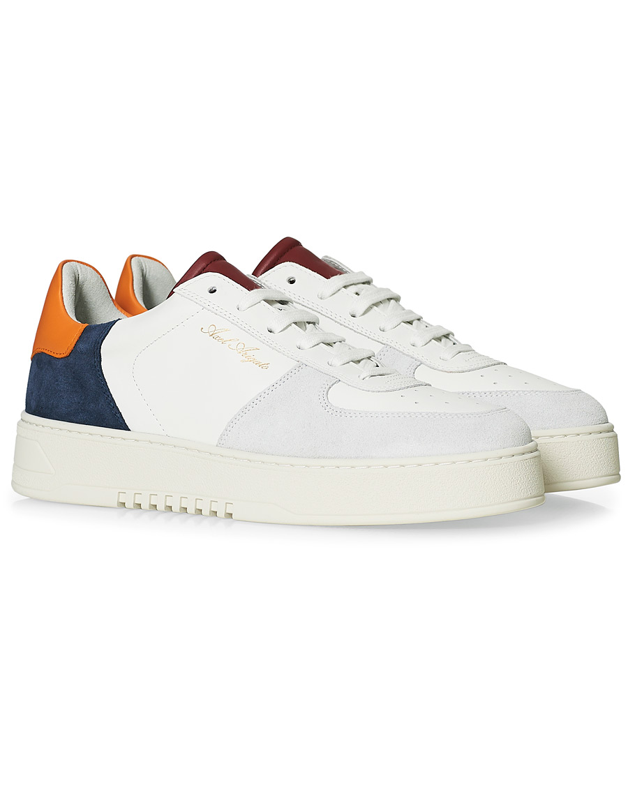 Herre | Axel Arigato Orbit Sneaker White/Blue/Orange | Axel Arigato | Orbit Sneaker White/Blue/Orange