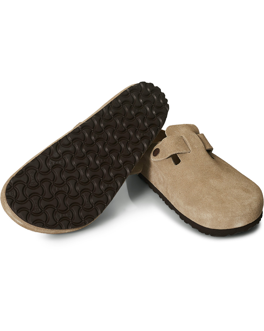 Herre | BIRKENSTOCK Boston Soft Footbed Taupe Suede | BIRKENSTOCK | Boston Soft Footbed Taupe Suede