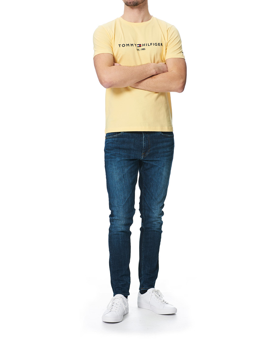 Herre | T-Shirts | Tommy Hilfiger | Logo Crew Neck Tee Delicate Yellow