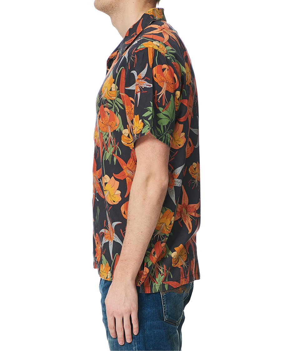 Herre | Skjorter | Nudie Jeans | Arvid Short Sleeve Shirt Lilies Black