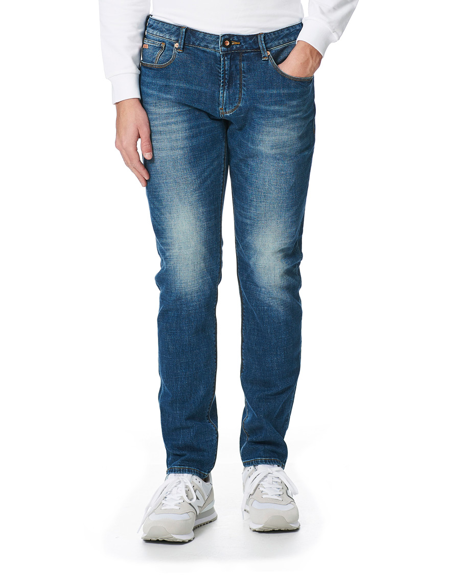 Herre | Jeans | Emporio Armani | J06 Slim Fit Jeans Medium Blue