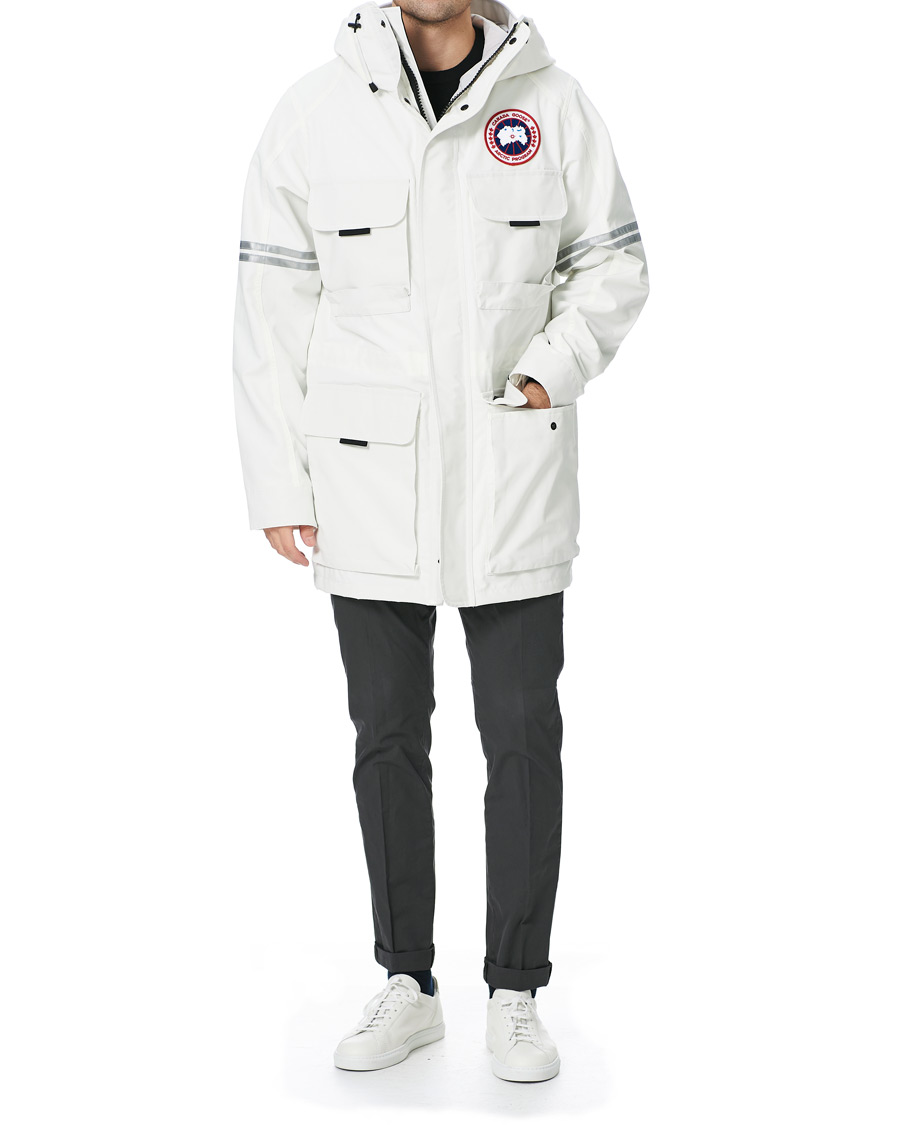 Canada Goose Science Research Jacket Northstar White hos CareOfCarl.no