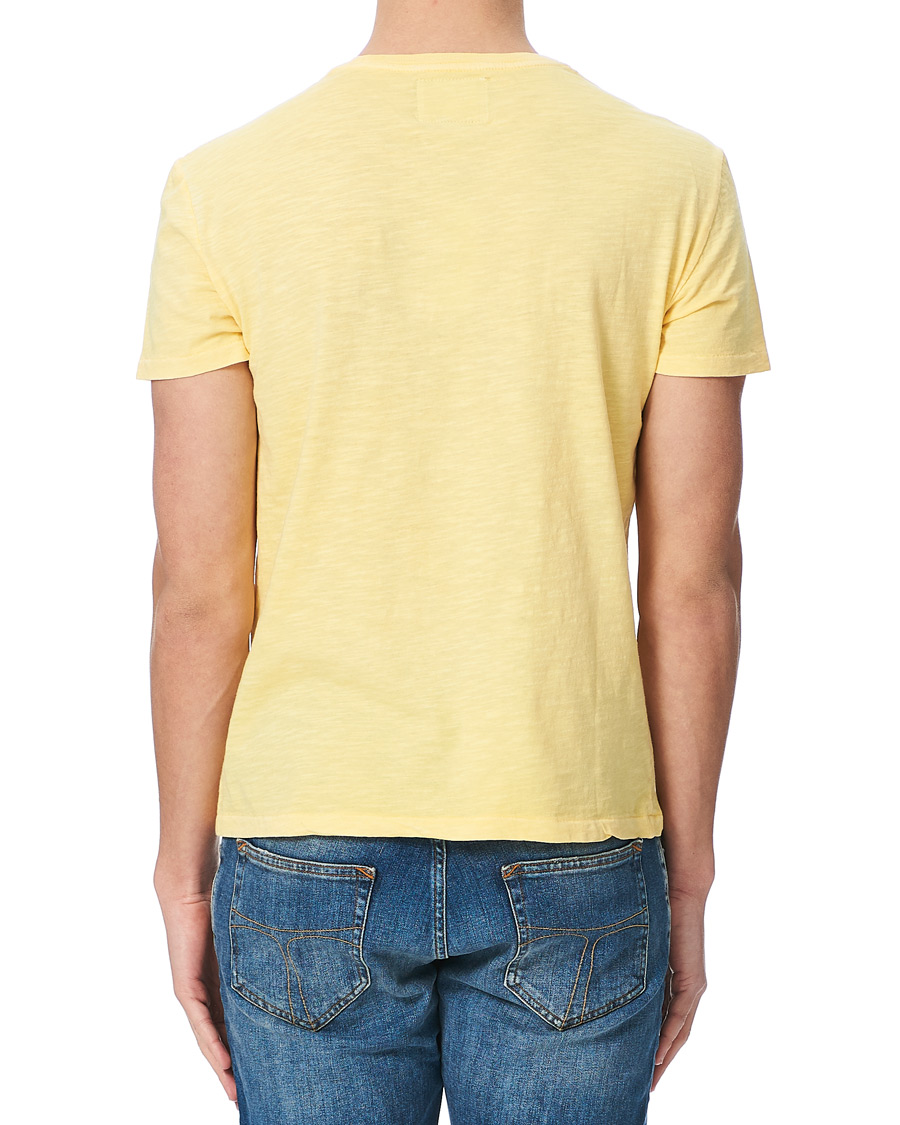 Herre | T-Shirts | Polo Ralph Lauren | Washed Crew Neck Pocket Tee Empire Yellow