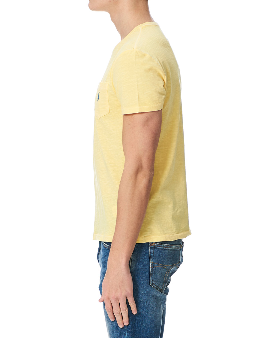 Herre | T-Shirts | Polo Ralph Lauren | Washed Crew Neck Pocket Tee Empire Yellow