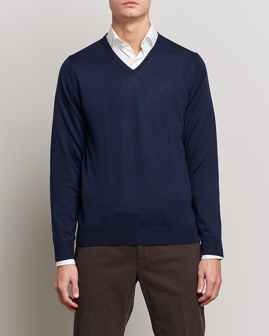 Herre | The Classics of Tomorrow | Stenströms | Merino V-Neck Navy