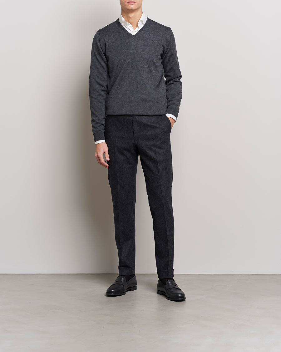 Herre | Gensere | Stenströms | Merino V-Neck Anthracite