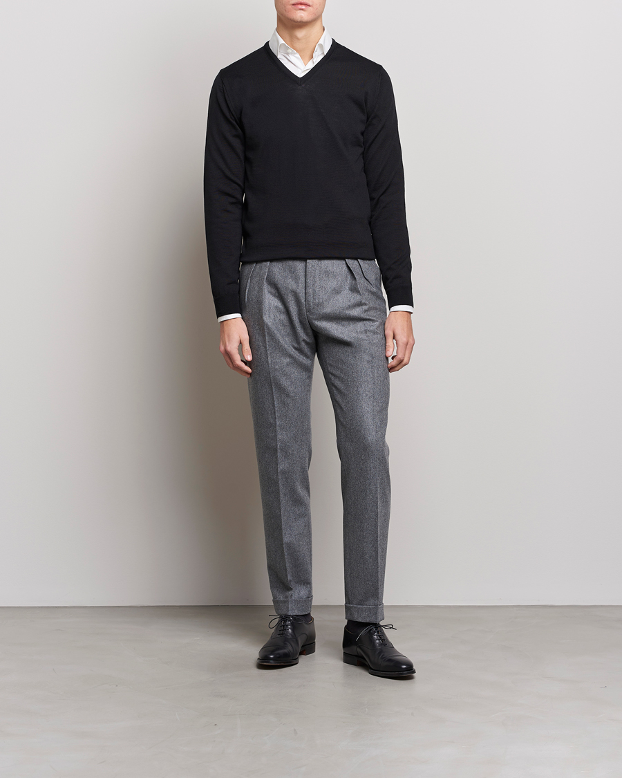 Herre | Gensere | Stenströms | Merino V-Neck Black