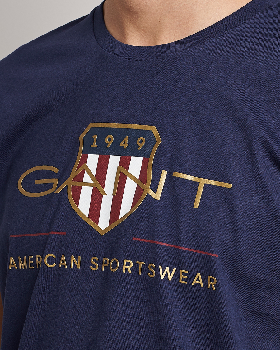 Herre | T-Shirts | GANT | Archive Shield Logo T-Shirt Evening Blue