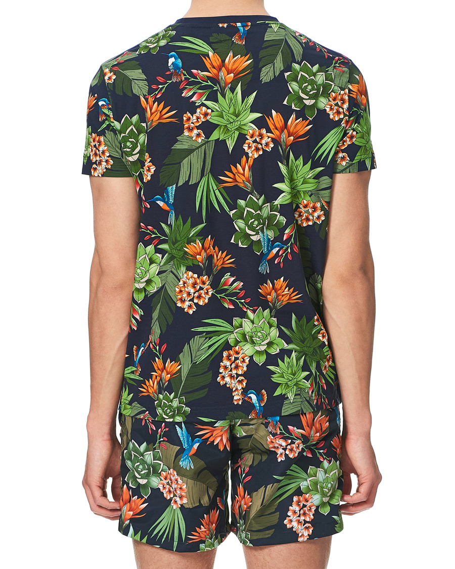 Herre | T-Shirts | GANT | Printed Humming Garden Tee Evening Blue