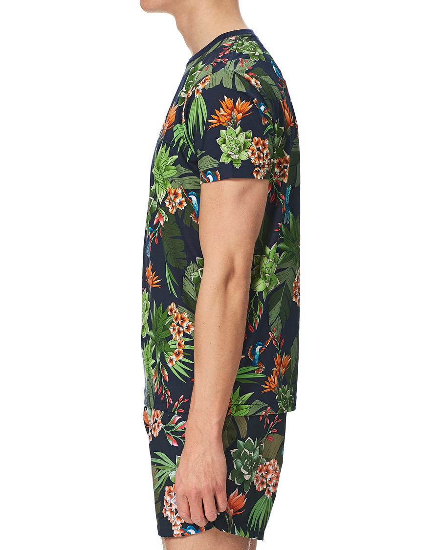 Herre | T-Shirts | GANT | Printed Humming Garden Tee Evening Blue