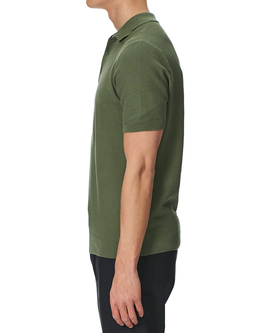 Herre | Pikéer | Sunspel | Rack Stitch Fine Knitted Polo Light Khaki