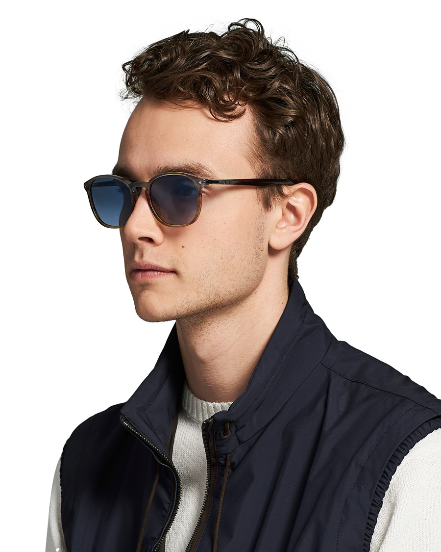 Herre | Firkantede solbriller | Persol | 0PO3215S Sunglasses Brown/Gradient Blue