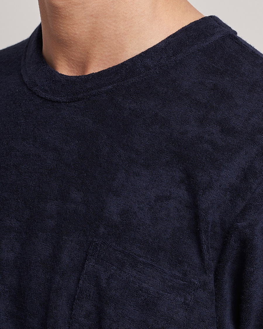 Herre | T-Shirts | Howlin' | Fons Cotton Blend Terry Pocket Tee Navy